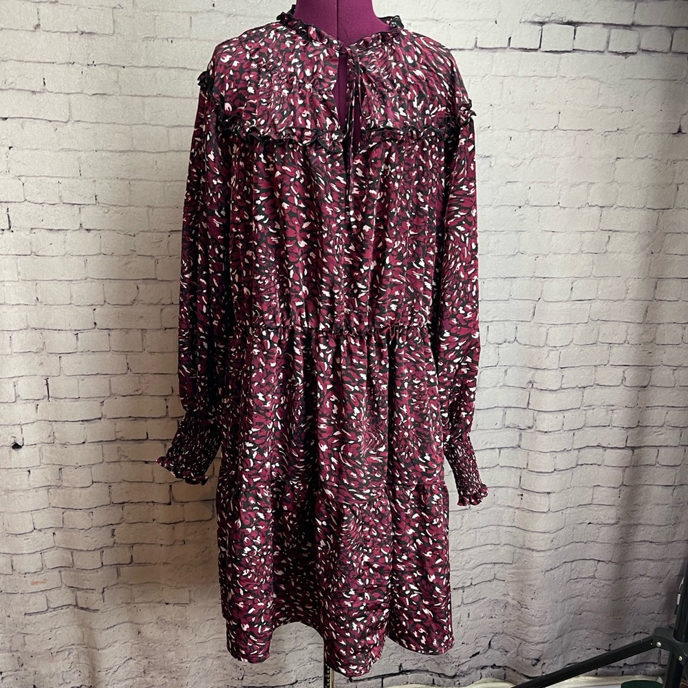Eloquii elements satin dress with ruffle yoke size 22/24 black and maroon